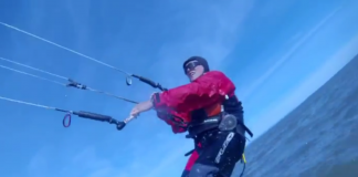 kitesurfing ocean shores