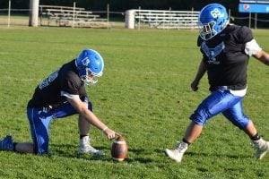 Elma Football Hernandez