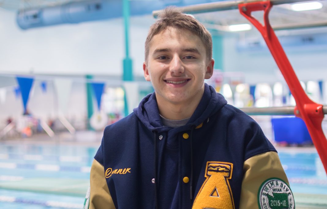 Aberdeen Rotary November Student of the Mondy Conner Gates