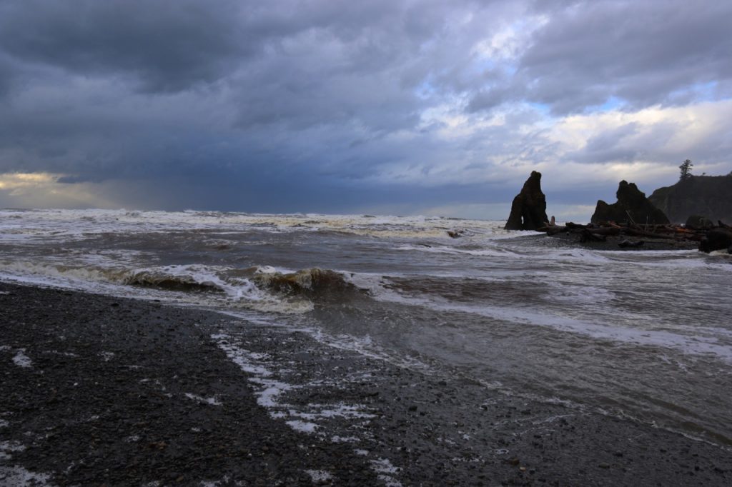 How to Storm Watch Grays Harbor Coast Ruby Beach