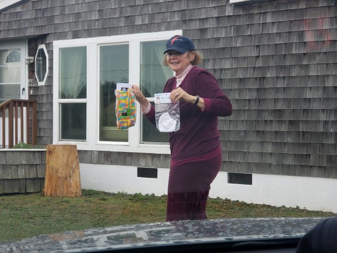 North Beach Hunger-Action-Team HAT-Team-Delivery