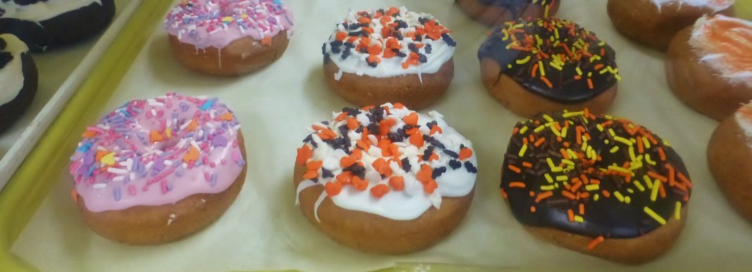 Ocean-Shores-Donuts-Multi-colored-with-sprinkles