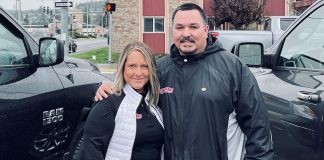 Carstars-Auto-Sales-Jennifer-Heller-and-Manny-Rush