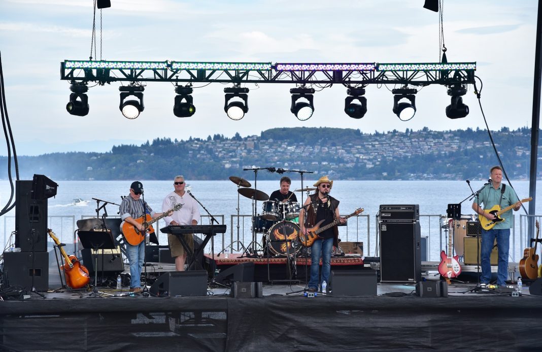 Band performing at Dune Concerts.
