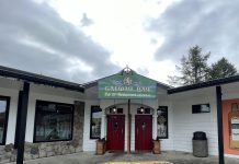 The Galway Bay Irish Pub, Restaurant, and Gift Shop building