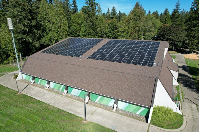 The-Evergreen-State-Collge-Solar-Array-Recreation-Building-Panels